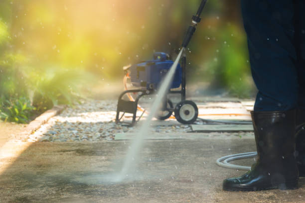 Best Driveway Pressure Washing  in Lockport, LA